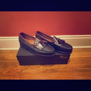Allen Edmonds Nashua tassel loafers